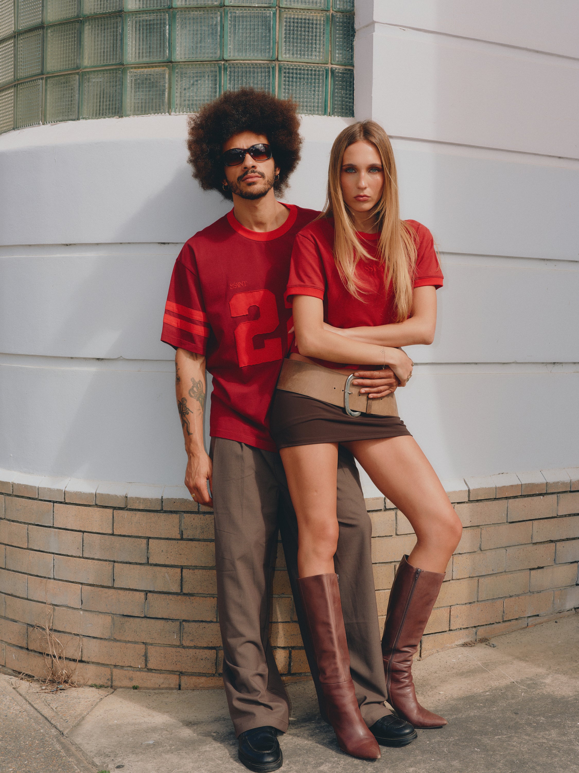 22 MOTION TEE - CHERRY & RED