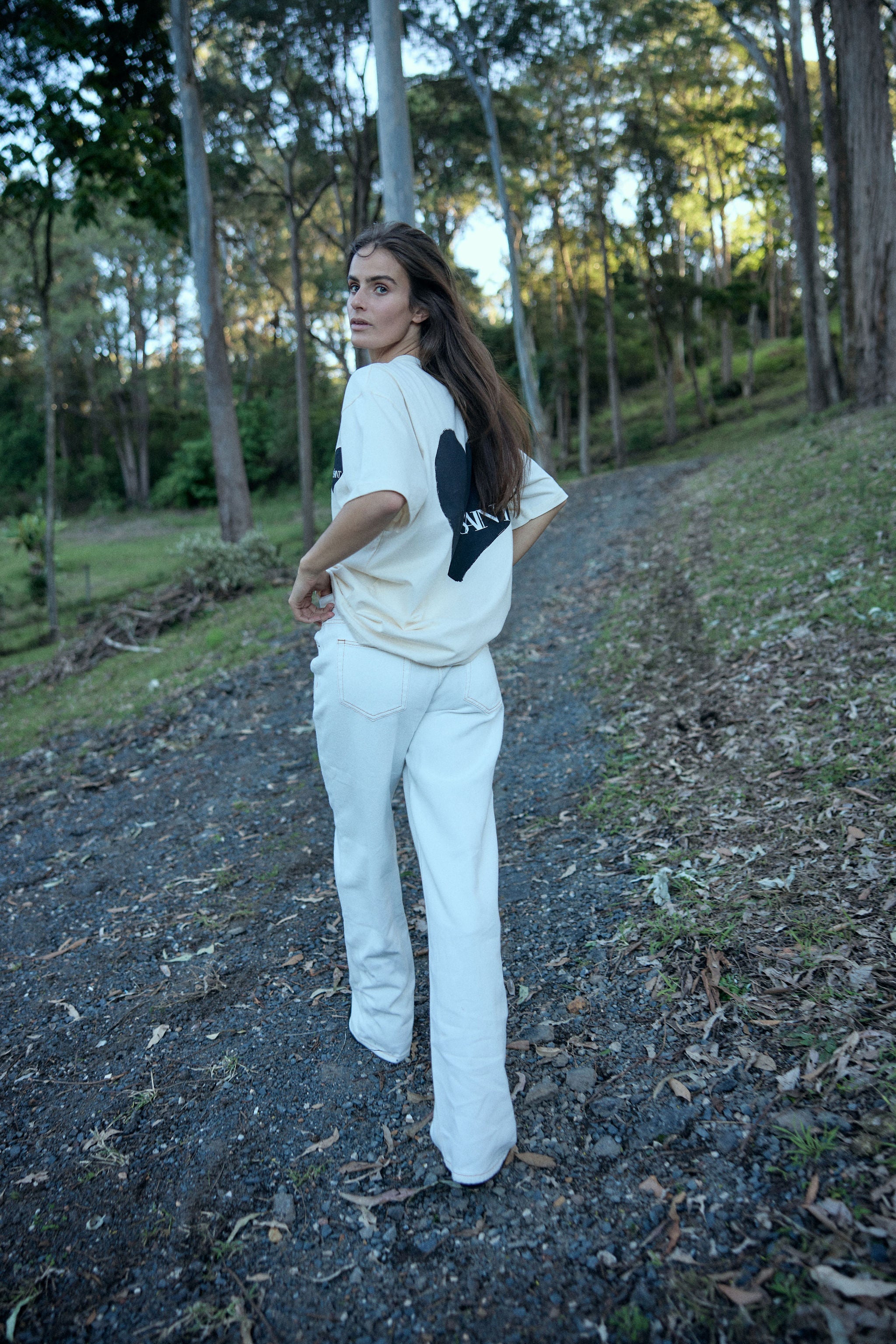 SŚAINT Heart Tee: Cream & Black